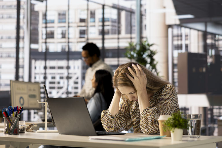 Como prevenir a Síndrome de Burnout: 7 dicas!
